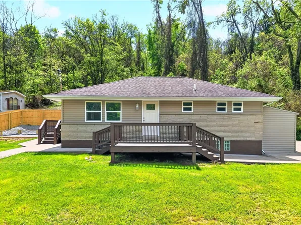 1590 Grange Rd, Charleroi, PA 15022