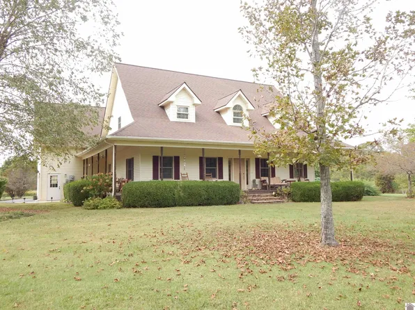 273 Salem Chapel Rd S, Benton, KY 42025
