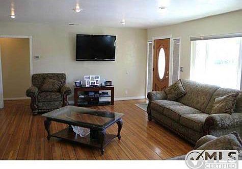 2nd image of 7445 Wish Ave