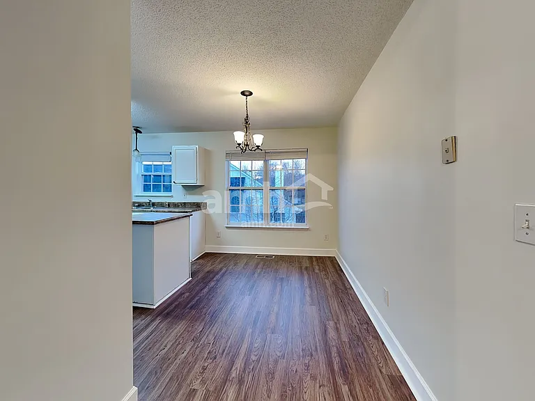 207 Riesling Way — Photo 4