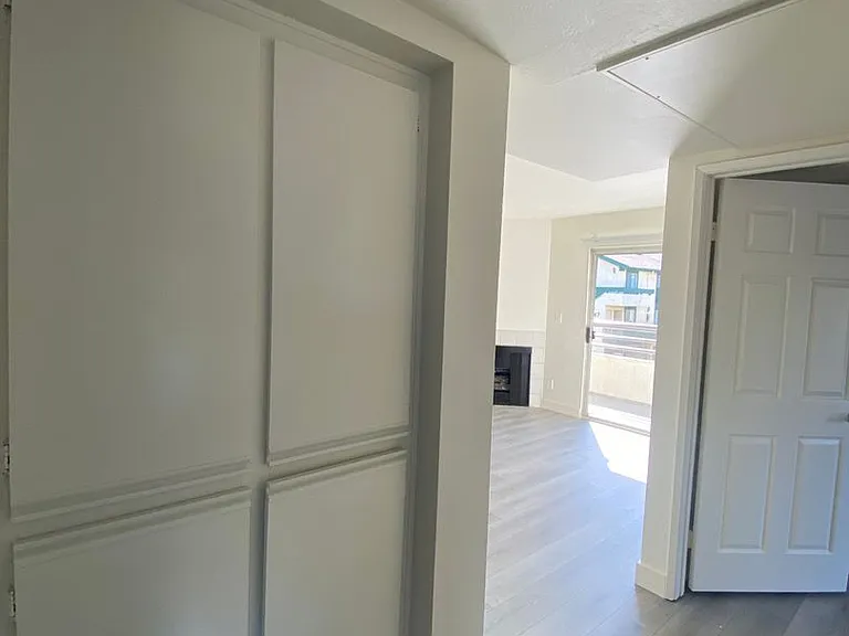 1250 N. June St. Los Angeles CA 90038 — Photo 58