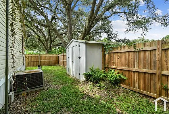 10607 Bay Hills Cir — Photo 26