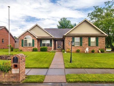 9040 Clear Creek Dr, Evansville, IN, 47711