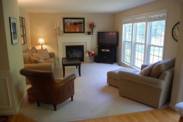 2nd image of 5953 Courtney Pl