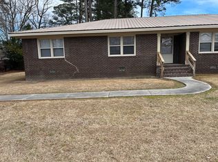 200 N Lee St, Whiteville, NC 28472
