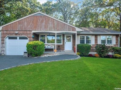 202 Seminole Street, Ronkonkoma, NY, 11779