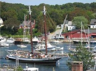 44 Chestnut St, Camden, ME 04843