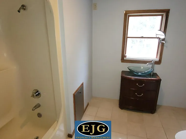 119 Haverhill Rd — Photo 21