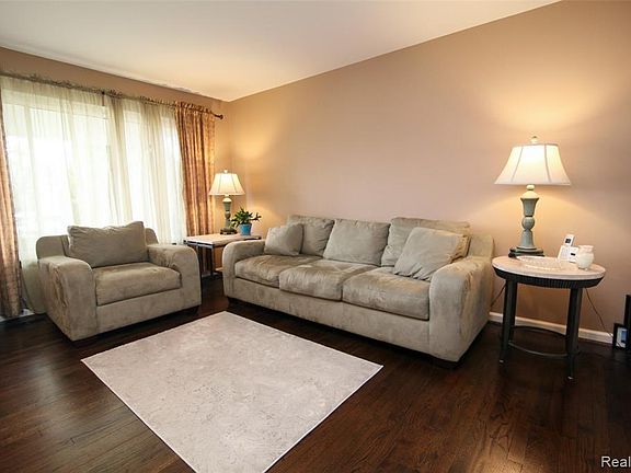 2nd image of 13435 Diena Dr