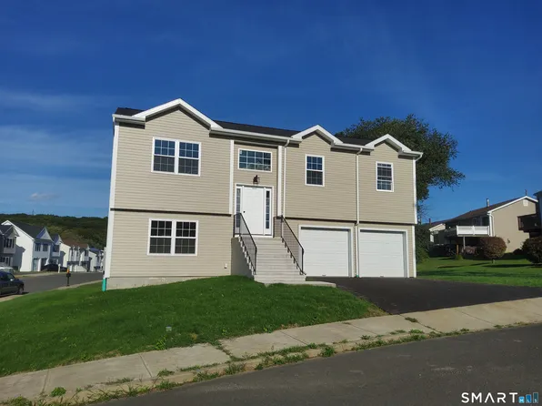 16 Kingsley Court, Waterbury, CT 06704