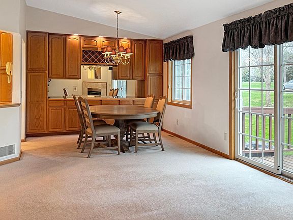 5th image of 885 Kimberly Ln