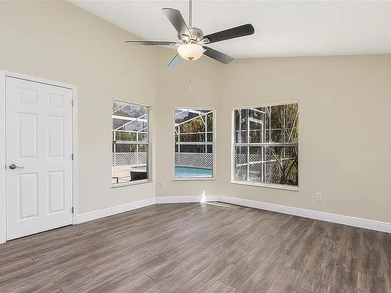 357 Greeley Loop — Photo 8