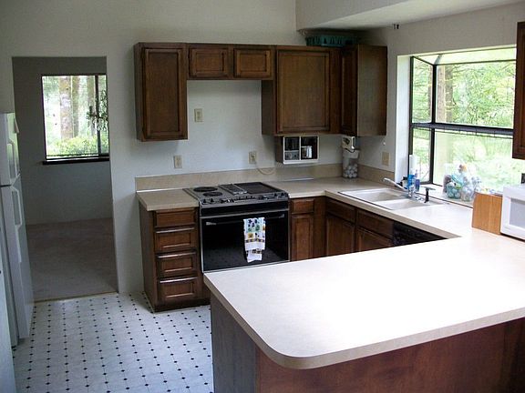 3rd image of 7209 Glen Annie Ln SW