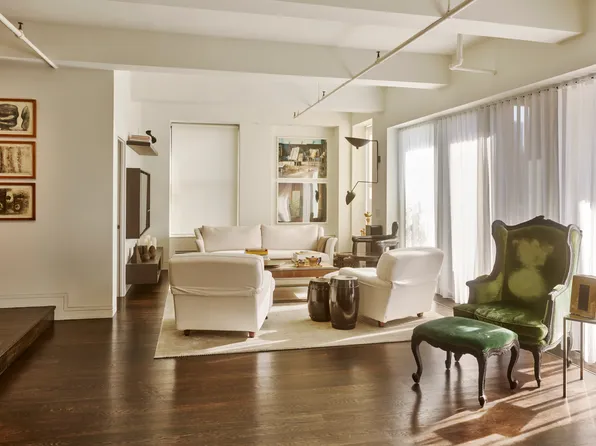 249 West 29th Street image 1 of 16