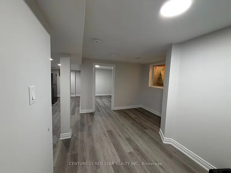 32 Gold Park Pl #BASEMENT — Photo 6