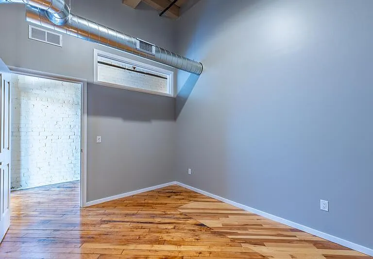 116 N 4th St #301 — Photo 5