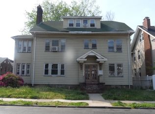 305 N Maple Ave, East Orange, NJ 07017