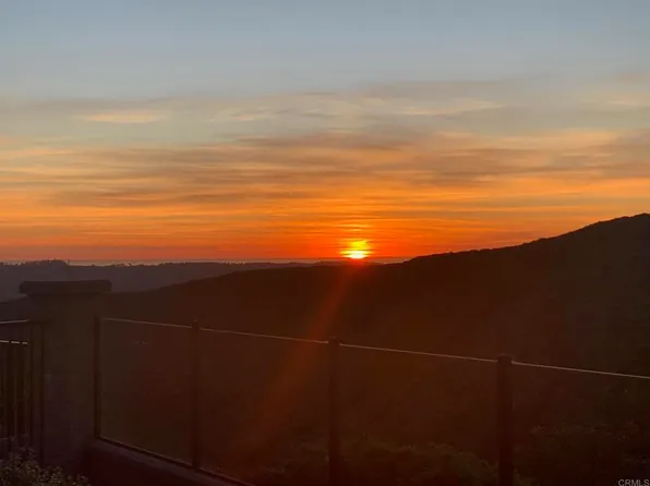 7077 Sitio Colina, Carlsbad, CA 92009