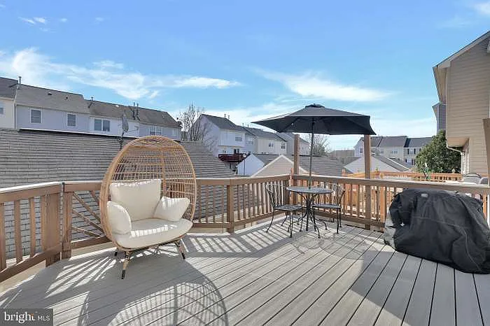 Main level deck