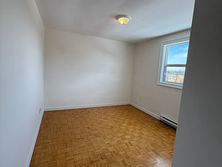 346 Elgin Ct #9 — Photo 7