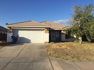 1121 E 2nd St, Imperial, CA 92251