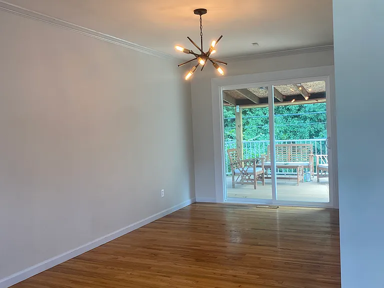 2310 Wesbriar Ct — Photo 6