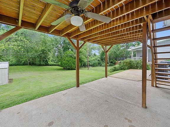 3rd image of 2219 Apple Bud Ln
