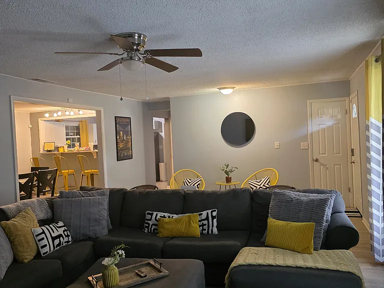 117 Oberlin Rd — Photo 23