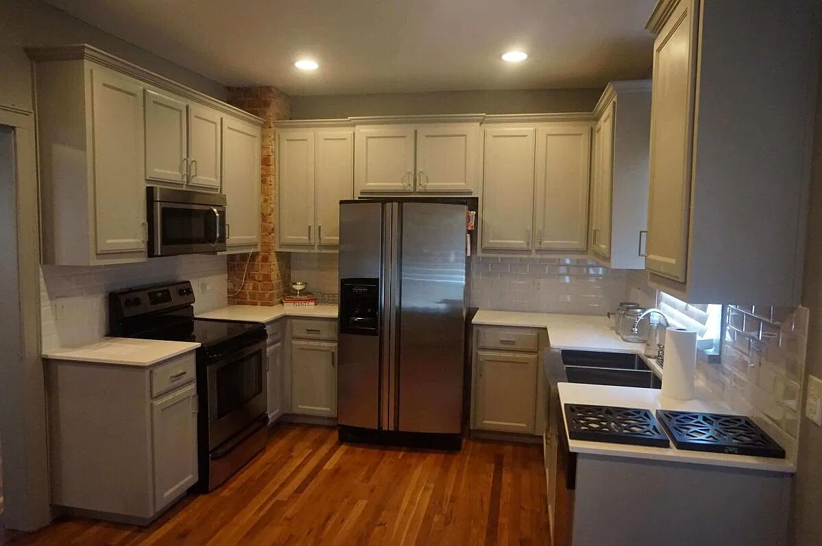 3 bed, 1396 sqft, $3,300 — Photo 4