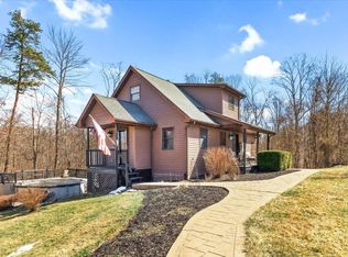 6334 Hansley Rd, Sugar Grove, OH 43155