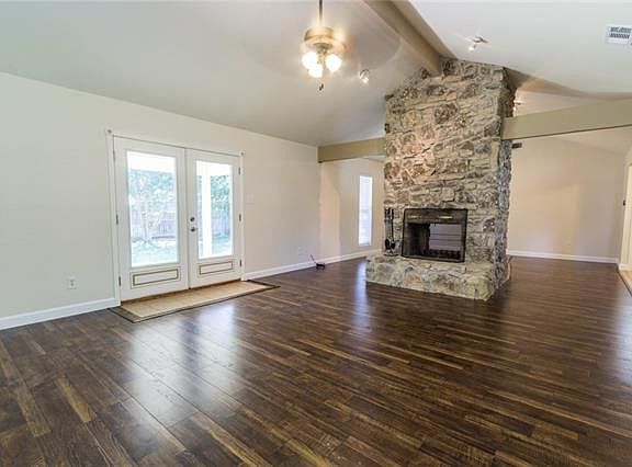 5th image of 3817 Buckingham Ct