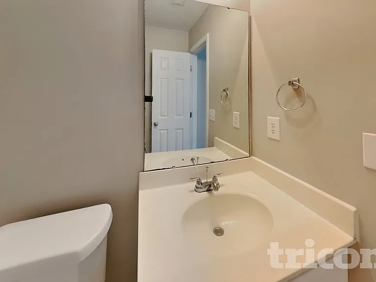 4008 Laurel Glen Dr — Photo 9