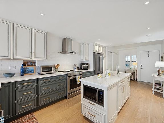 2nd image of 1085 Bald Eagle Dr Unit B403