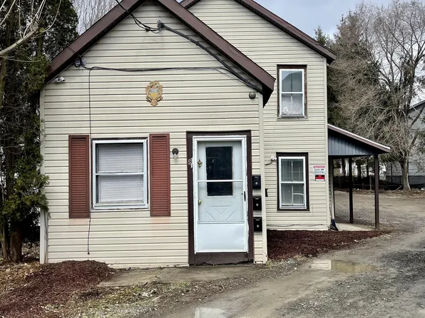 8 1/2 Park St #2, Cortland, NY 13045