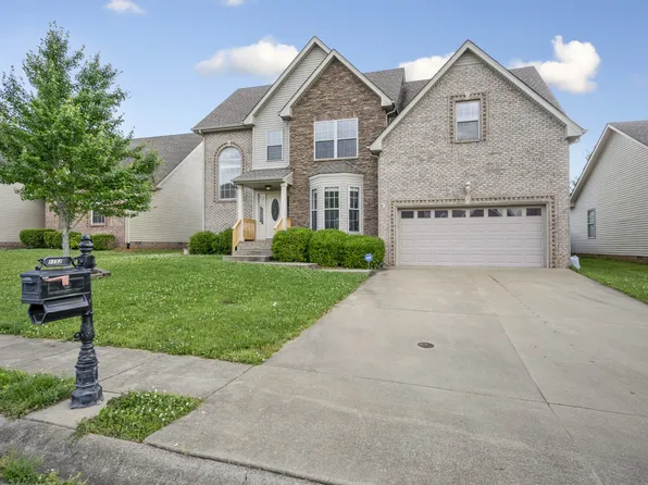 1152 Chinook Cir, Clarksville, TN 37042