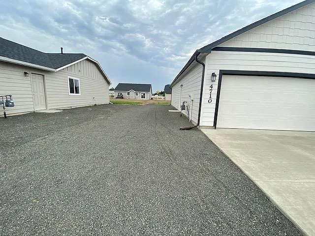 3 bed, 1574 sqft, $2,150 — Photo 3