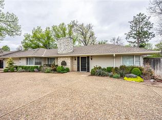 1803 Drakestone Ave, Nichols Hills, OK 73120