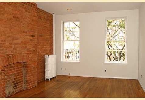 2nd image of 316 E 82nd St APT 3FW