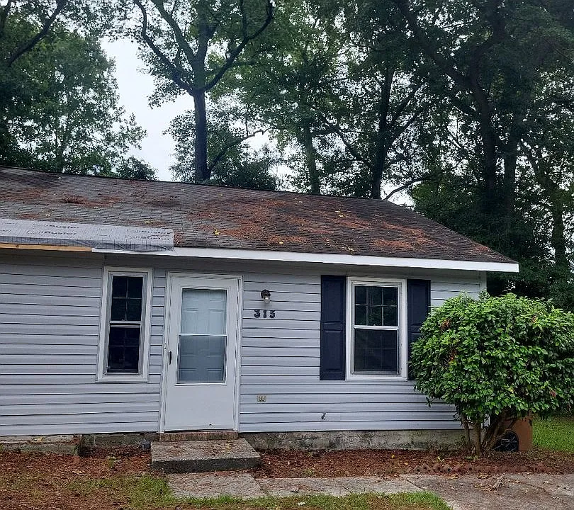 315 Cedar Creek Dr