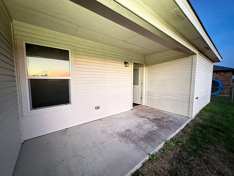 4707 Waterproof Dr — Photo 27