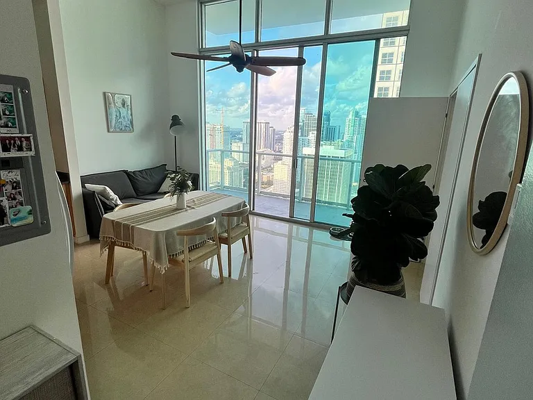 300 S Biscayne Blvd #4003 — Photo 2