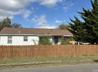 2016 Harris St, Kennett, MO 63857