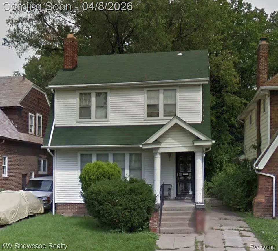 16838 Lawton St photo 1