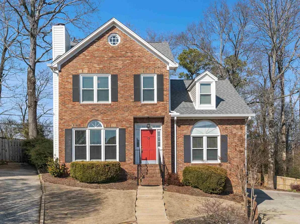 505 Crestway Cir, Hoover, AL 35226