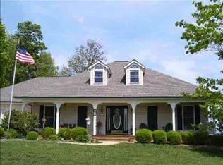 117 Sandy Springs Ct, Pickens, SC 29671