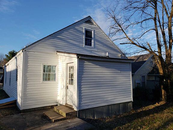 2nd image of 1422 Edgelawn Ave #A