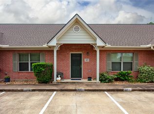 1702 Deacon Dr APT 303, College Station, TX 77845