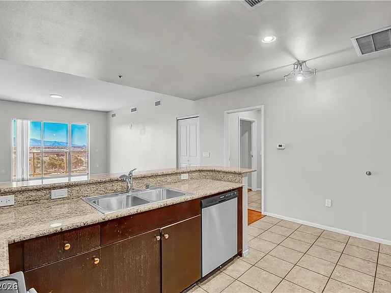 8255 Las Vegas Blvd S #1116 — Photo 13