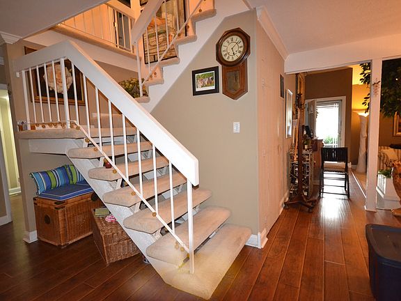 4th image of 5880 Easton Ct