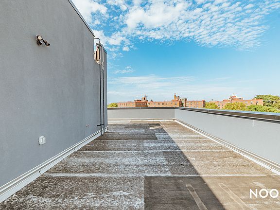 4th image of 901 Herkimer St #3F